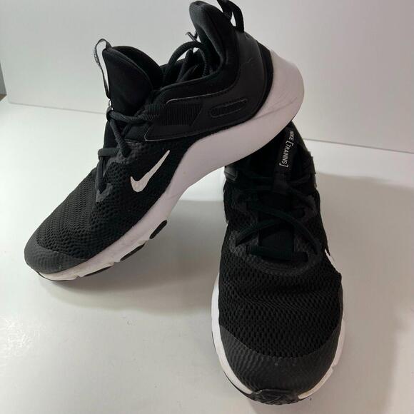 Nike Shoes - Nike Legend Essentials Womans 9.5 Black and White Training Shoes Sneakers